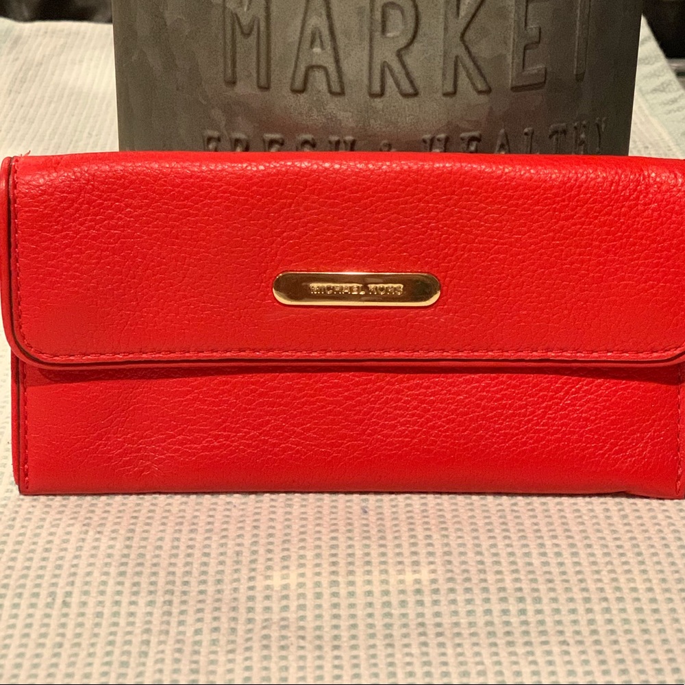 Coral MK soft leather wallet